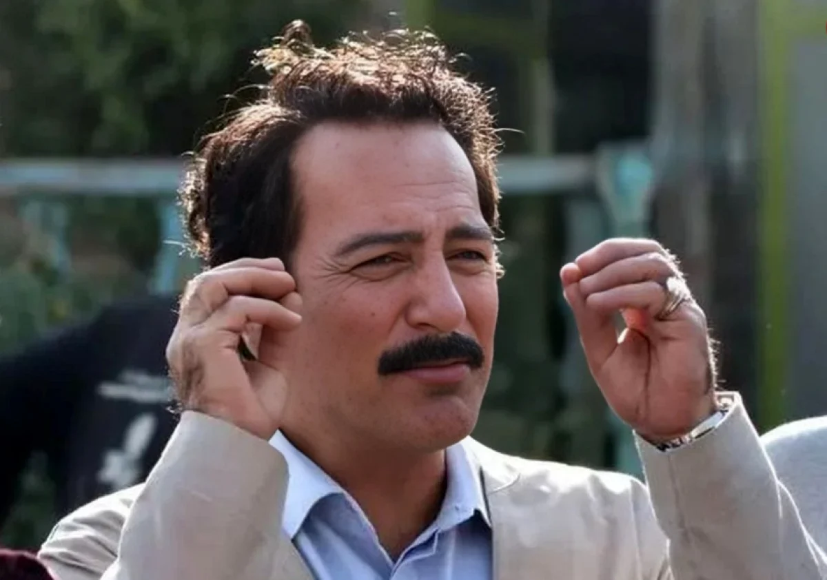عکس | نگاهی به حمیدرضا آذرنگ؛ عکسِ بی‌حوصلگی و حسرت‌انگیزِ «نون خ»!