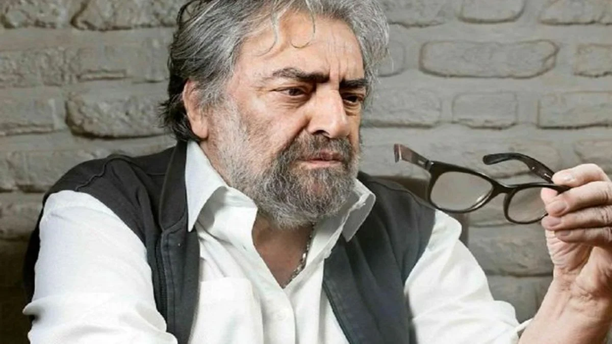 سفر زمان | دورهمی «مسعود کیمیایی، بهروز وثوقی و داریوش اسدزاده»؛ سال 48 | گلی شی سفر زمان | دورهمی «مسعود کیمیایی، بهروز وثوقی و داریوش اسدزاده»؛ سال 48 | گلی شی