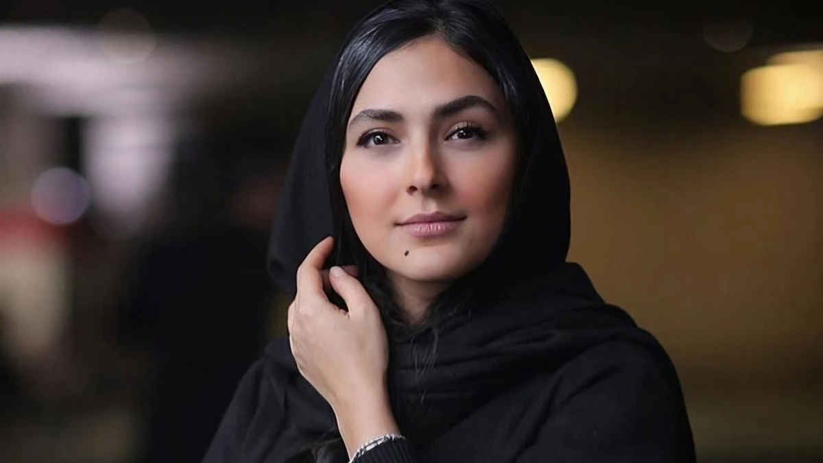 عکس امروز | سلفی عجیب و جذاب در ماشین از هدی زین العابدین بازیگر سریال «آسمان همیشه ابری نیست» | گلی شی عکس امروز | سلفی عجیب و جذاب در ماشین از هدی زین العابدین بازیگر سریال «آسمان همیشه ابری نیست» | گلی شی