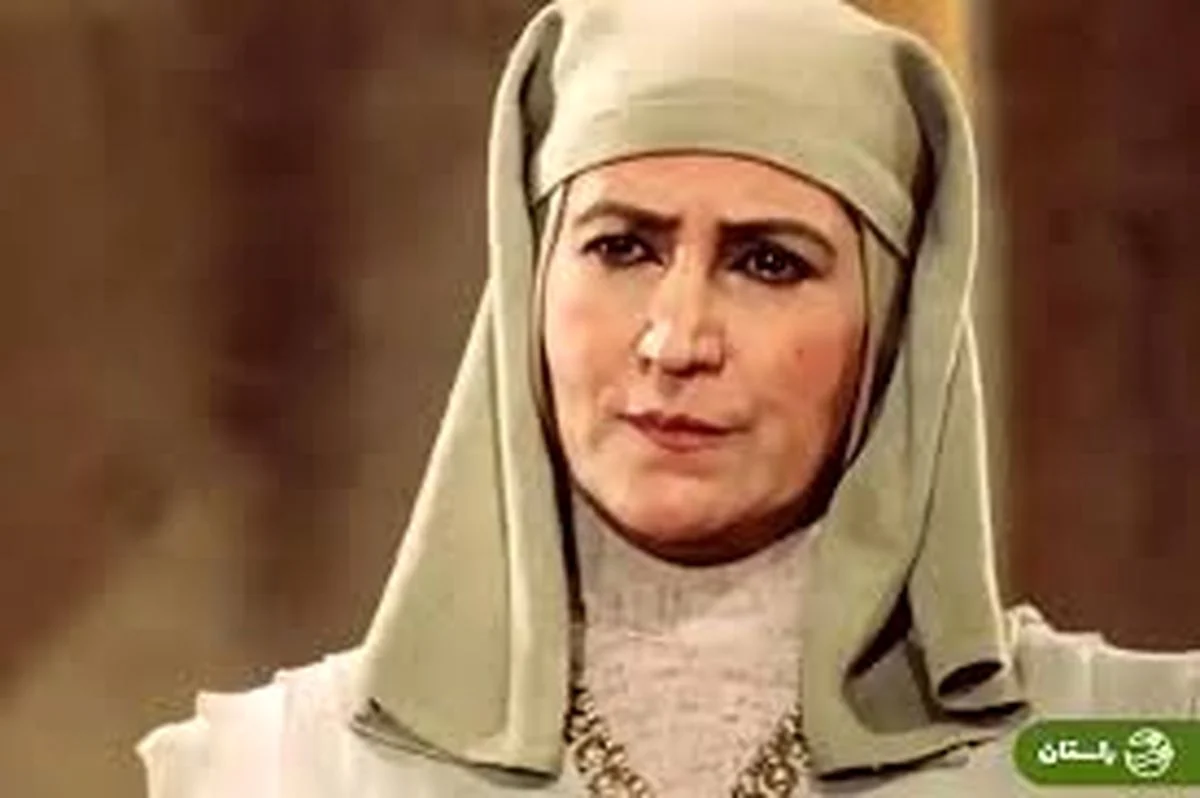 عکسی از «کاریماما، دایه زلیخا» در کنار نوه‌اش «هانا»