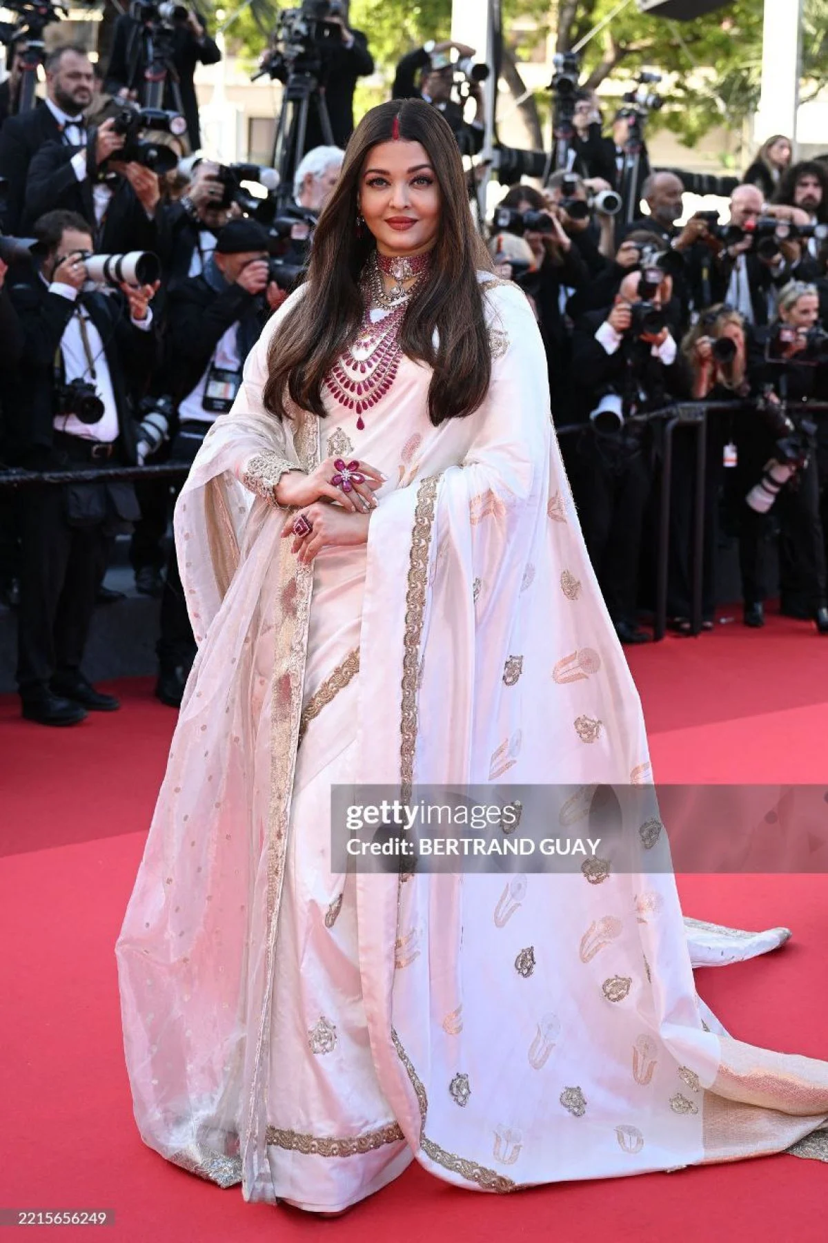 2025-11-02_20-02-50_288983-meylesokhan-ir photo_2025-05-21_20-17-30