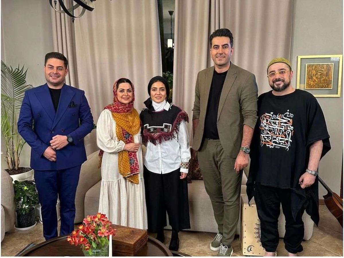 تصاویر خودمانی از داورانِ شام ایرانی در یک ساندویچی!