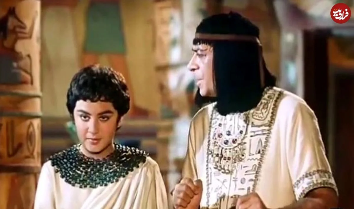 تصویری از یوزارسیف و هونیفر در بیت رهبری