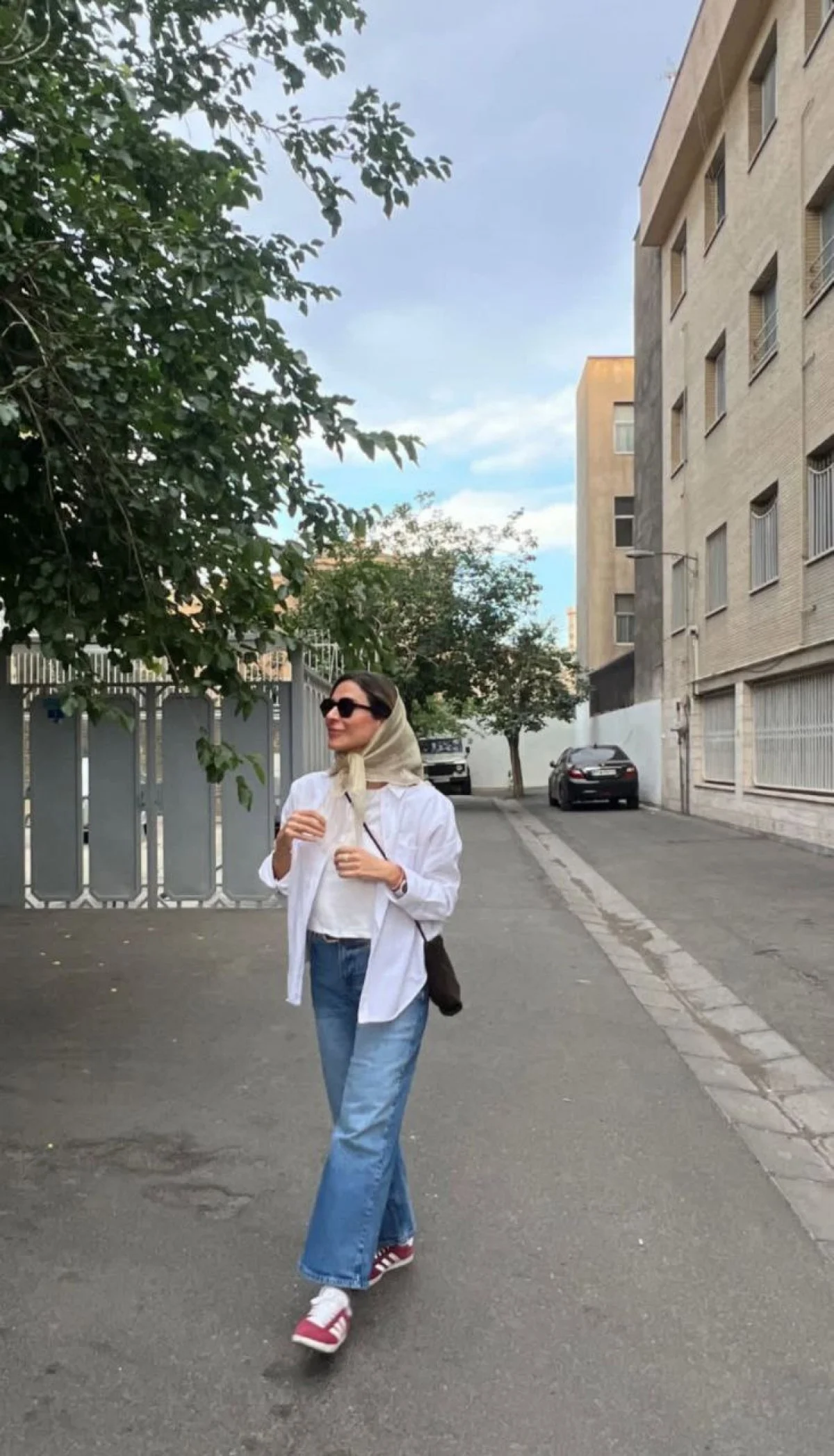 photo_5843974675124832437_y