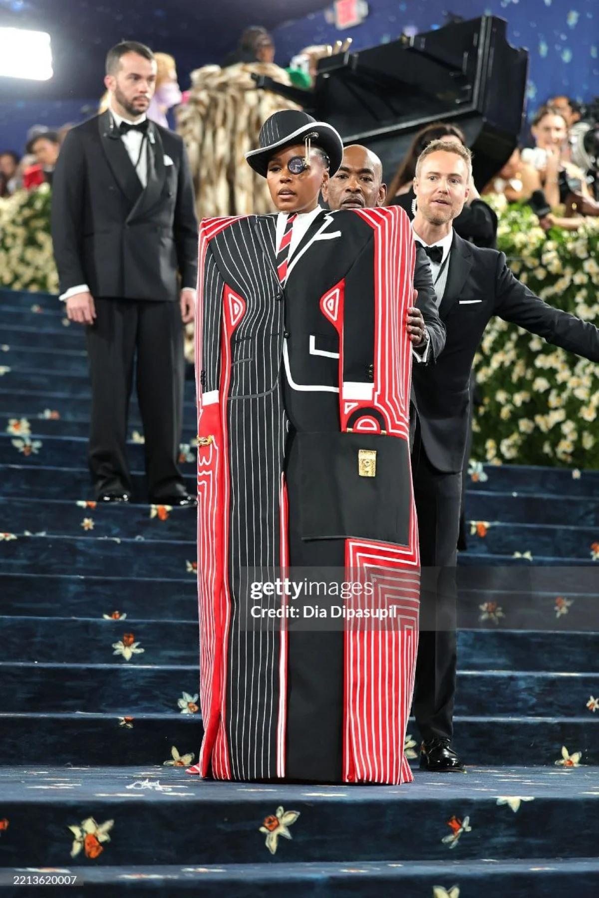 2025-11-03_19-39-32_602711-meylesokhan-ir 10