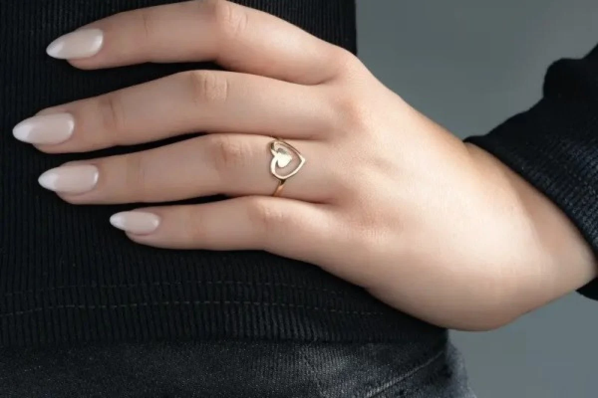 2025-11-03_20-00-16_246028-meylesokhan-ir جدیدترین مدل های انگشتر طلا که امسال مد شدن!