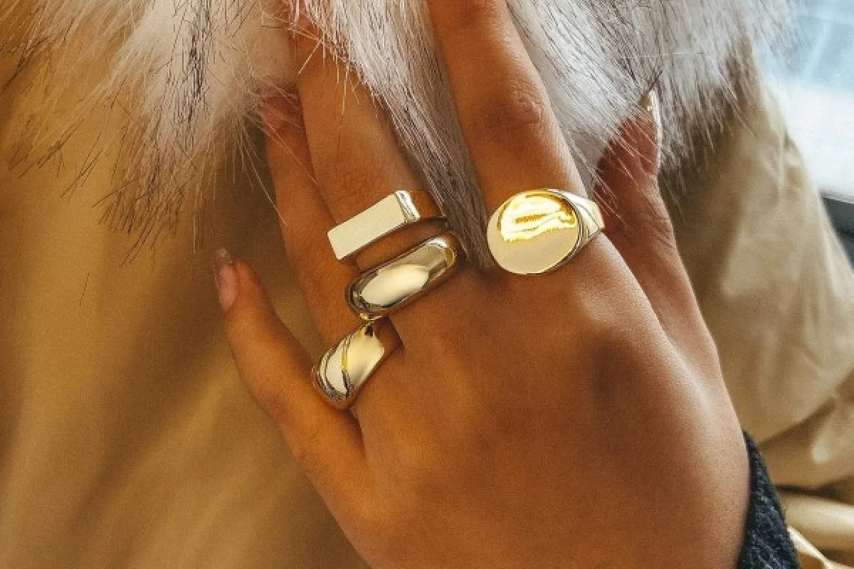 2025-11-03_20-00-18_022981-meylesokhan-ir جدیدترین مدل های انگشتر طلا که امسال مد شدن!