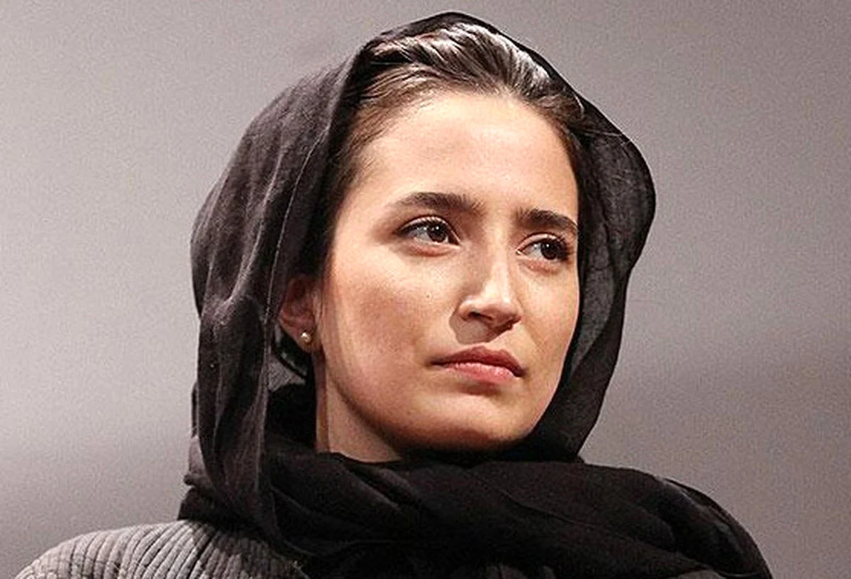 نگار جواهریان با یک استایل شاد و رنگی آفتابی شد