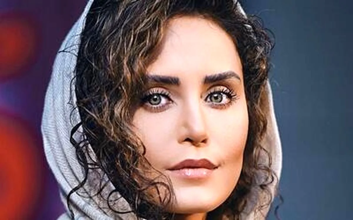 تاریخ عکس گردی| الناز شاکردوست، عکس‌ خودش را سانسور کرد!