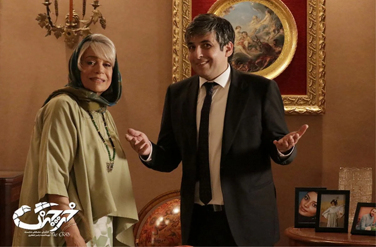 تاریخ عکس گردی| بررسی استایل و طراحی لباس فیلم کمدی «خرچنگ»