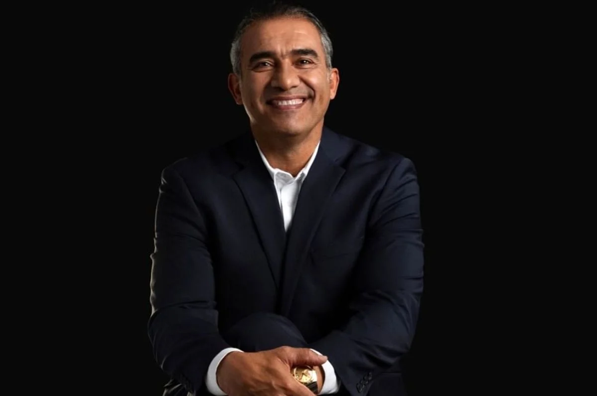 تاریخ عکس گردی| عابدزاده هم خودش را تبدیل به «انیمه» کرد