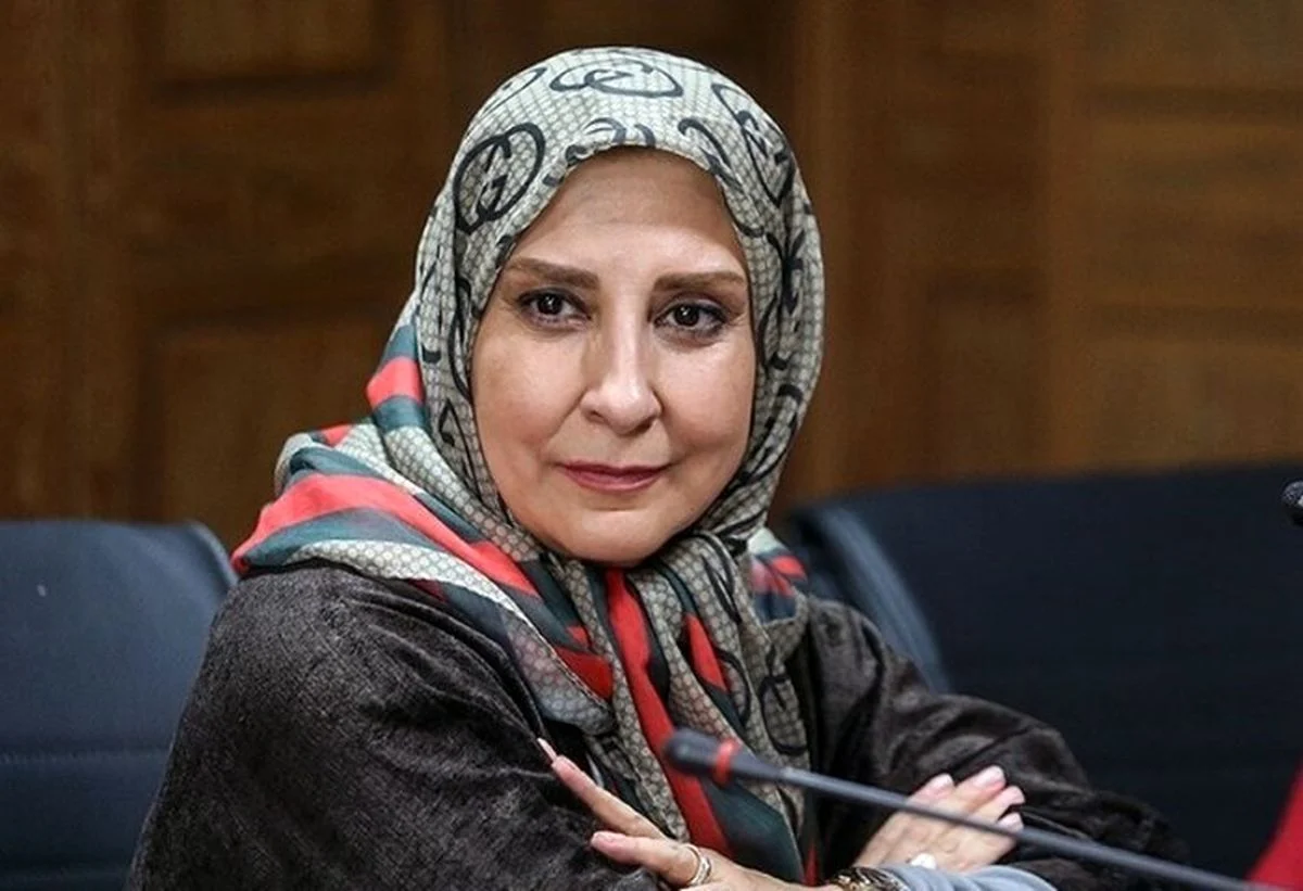 تاریخ عکس گردی| استایل متفاوت مرجانه گلچین در عکس جدیدش