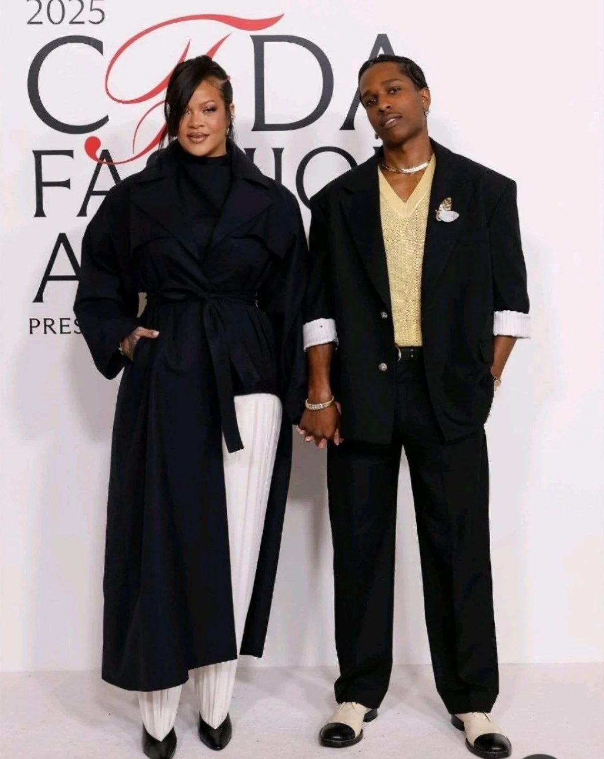 2025-11-04_21-44-23_196644-meylesokhan-ir photo_2025-11-04_20-51-23