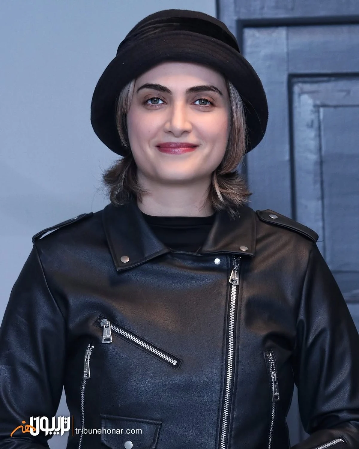 2025-11-05_12-03-47_571510-meylesokhan-ir photo_2025-03-08_10-03-08