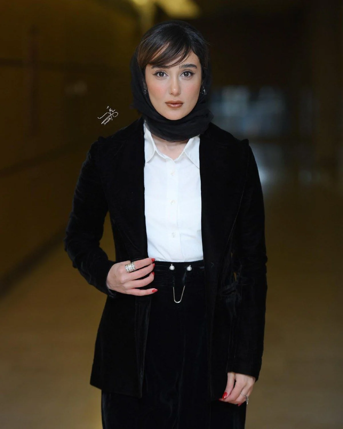 2025-11-05_20-57-06_813872-meylesokhan-ir photo_2025-02-08_19-40-56