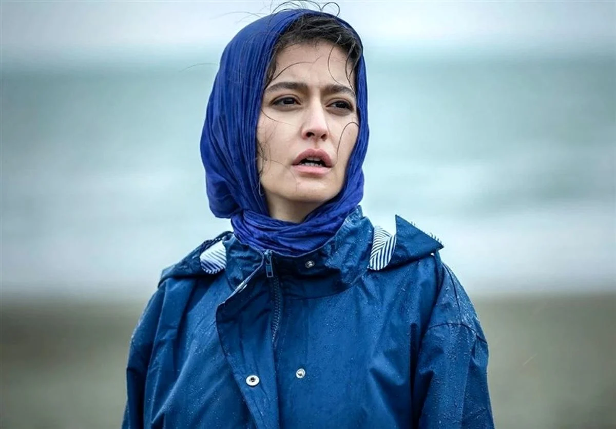 خبر جدید | خانم بازیگر با استایل خاص خود، آماده سفر شد