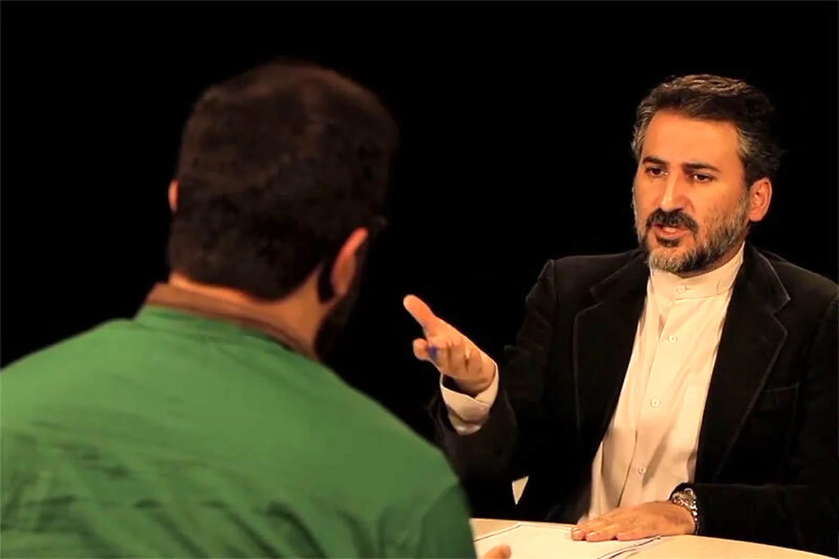 نگاه روز | برای اولین بار در تاریخ یک سانسورچی دوستداشتنی از آب درآمد نگاه روز | برای اولین بار در تاریخ یک سانسورچی دوستداشتنی از آب درآمد