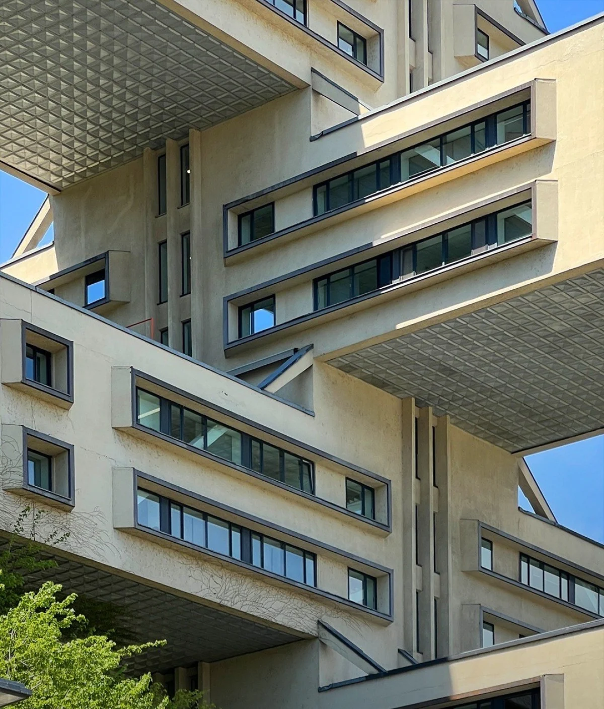 2025-11-14_22-58-17_647488-meylesokhan-ir 14