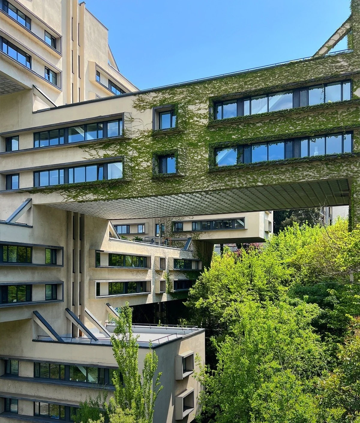 2025-11-14_22-58-18_237700-meylesokhan-ir 15