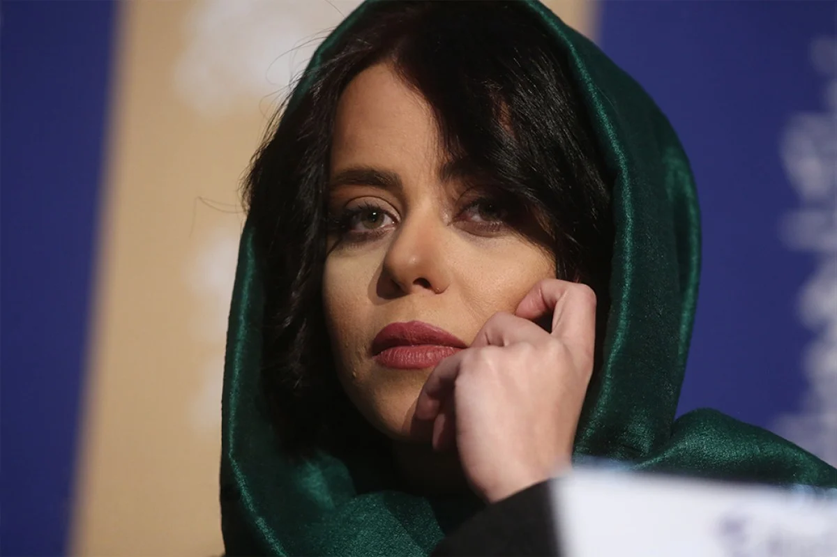 2025-11-15_11-39-34_620694-meylesokhan-ir Amphibious_movie_press_conference_2020-02-04_17 (1)