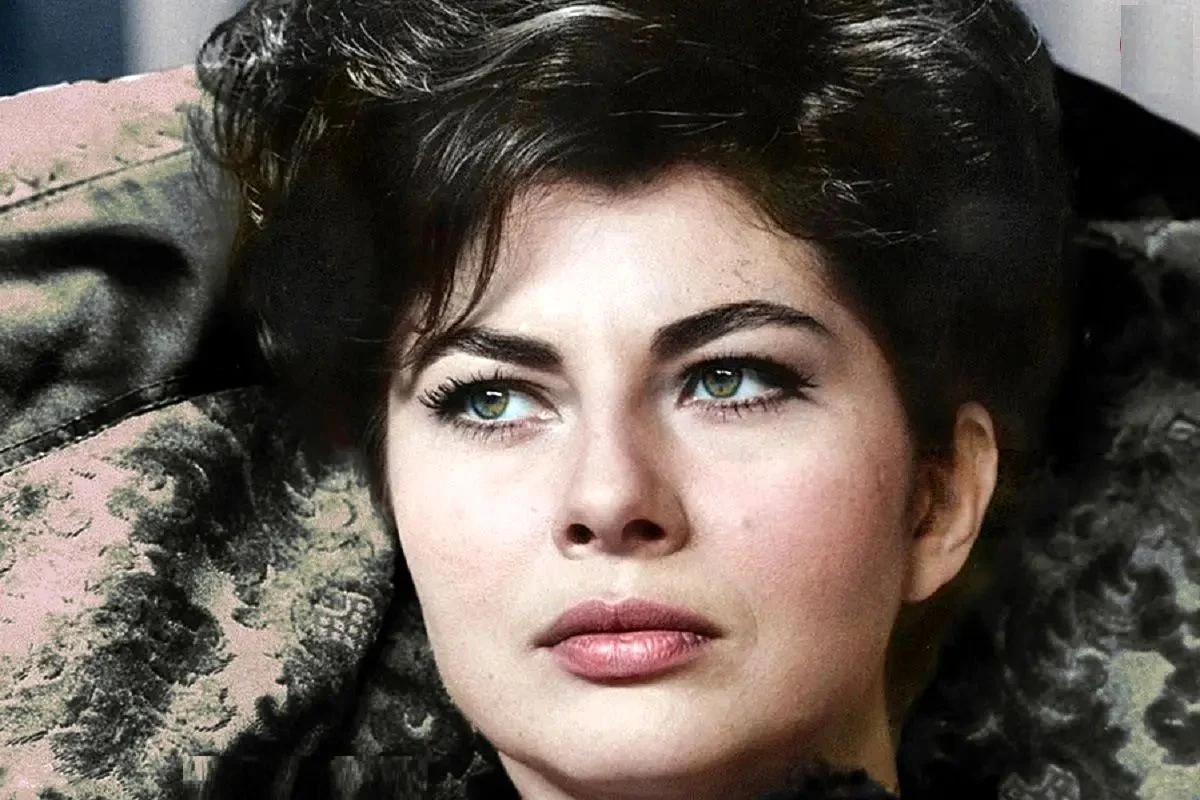 خبر جدید ؛ تصویر کودکی «ثریا اسفندیاری» در کنار مادر آلمانی‌اش