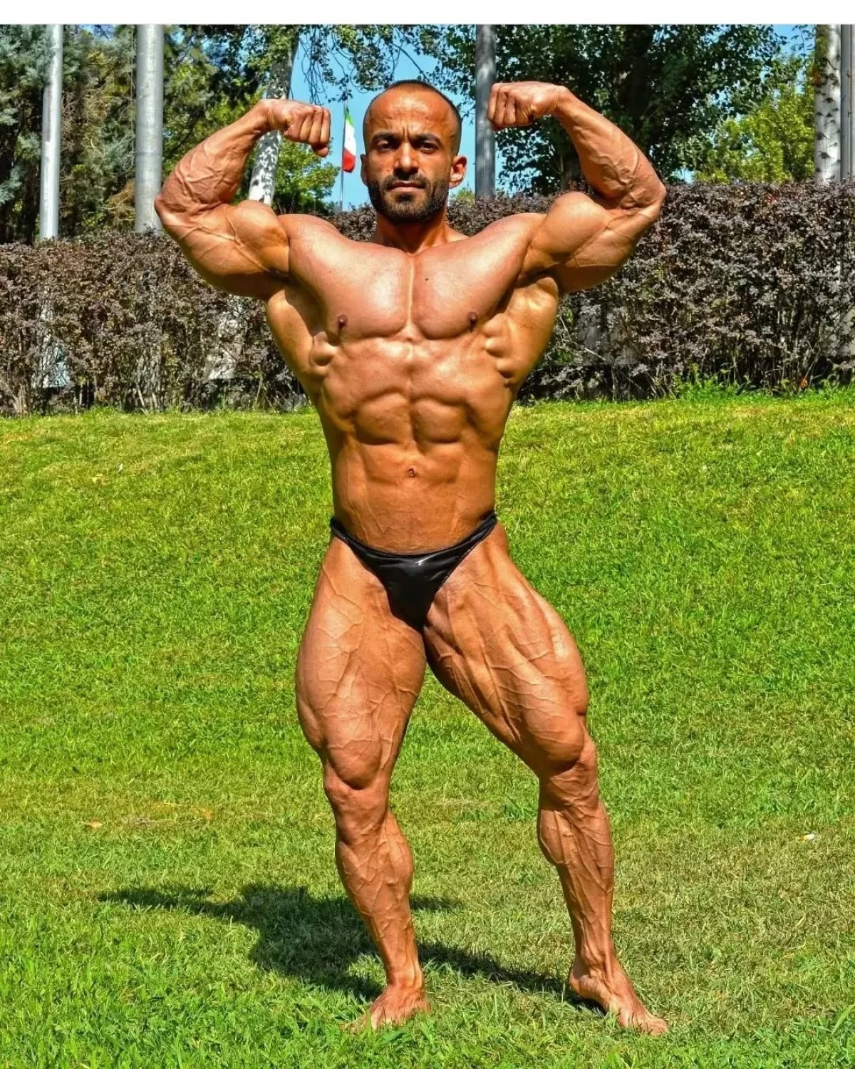 درگذشت فرامرز عزیزی قهرمان پیشکسوت بدنسازی ایران | مرگ ناگهانی در ۴۲ سالگی بر اثر ایست قلبی