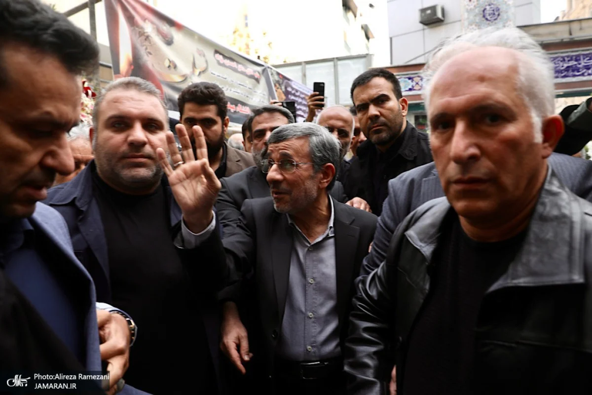 2025-11-17_22-24-56_339123-meylesokhan-ir مراسم+ختم+خواهر+محمود+احمدی+نژاد