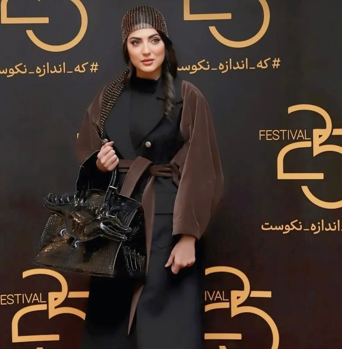 2025-11-18_14-12-47_636174-meylesokhan-ir photo_2025-11-18_13-02-18