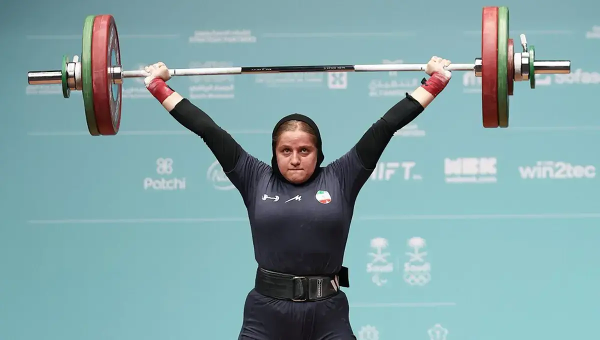 رویای غیرورزشی دختر طلایی وزنه‌برداری ایران در ریاض؛ مهسا بهشتی: دکتر داروساز می‌شوم!