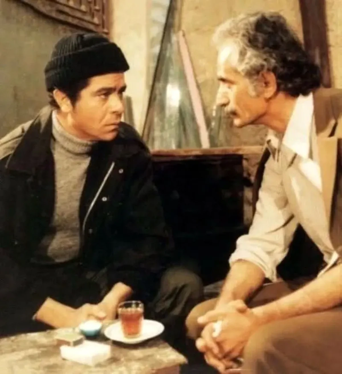 عکس ترمیمشده کیومرث ملکمطیعی و بهروز وثوقی از سال ۵۷ عکس ترمیمشده کیومرث ملکمطیعی و بهروز وثوقی از سال ۵۷