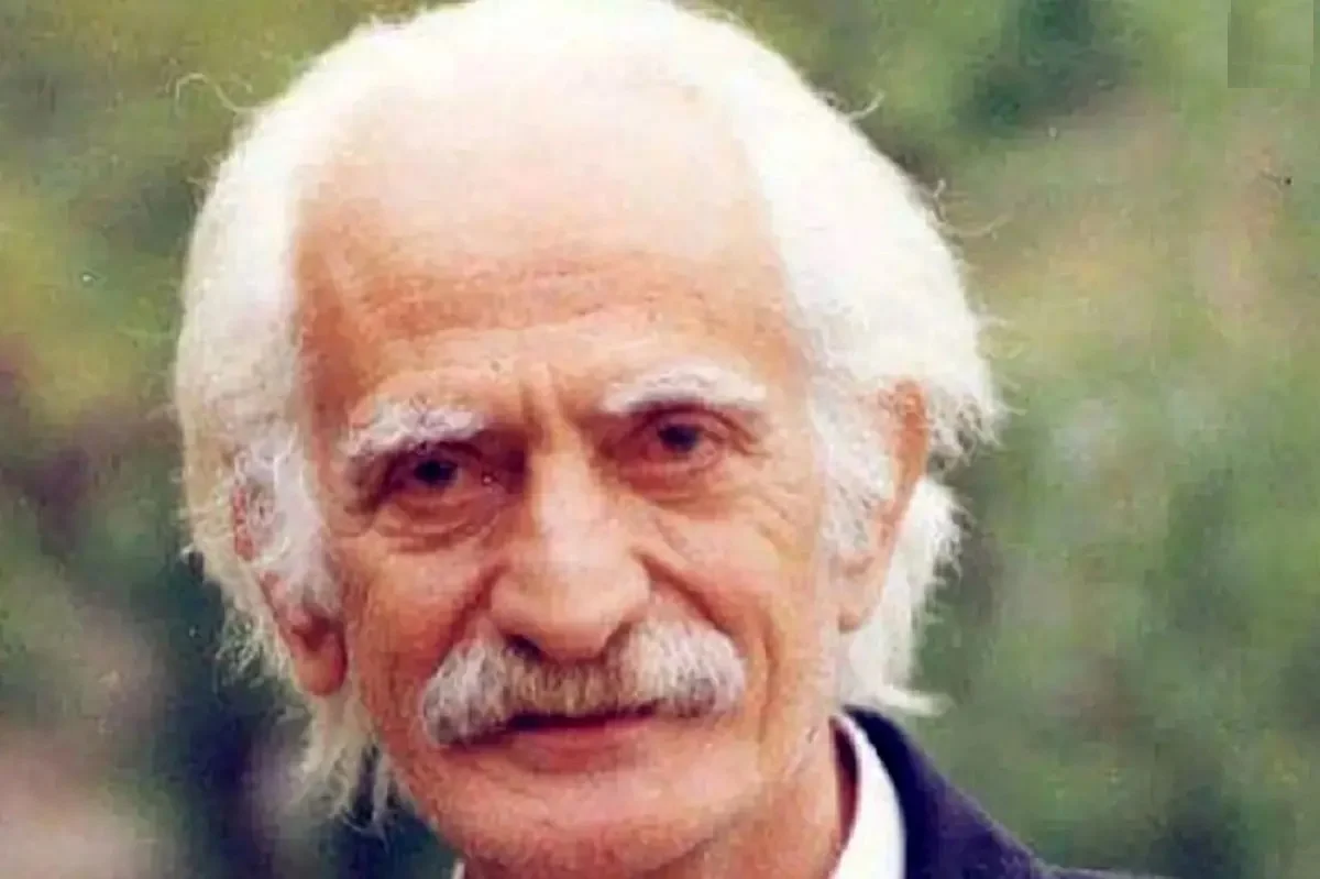 عکس ترمیمشده کیومرث ملکمطیعی و بهروز وثوقی از سال ۵۷ عکس ترمیمشده کیومرث ملکمطیعی و بهروز وثوقی از سال ۵۷