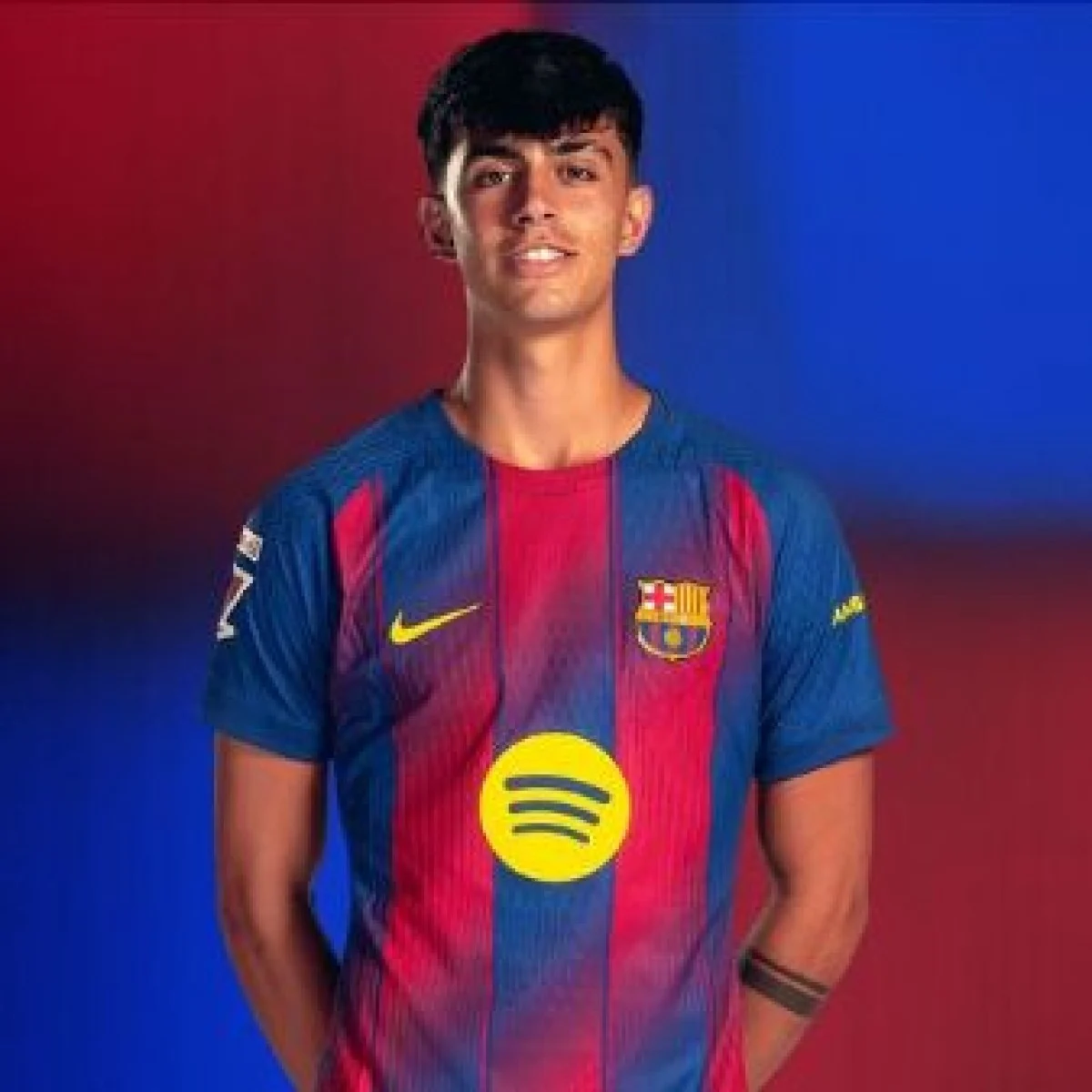 فلیک زیر نظر برنال؛ بازگشت ستاره فراموش‌شده بارسلونا به میادین