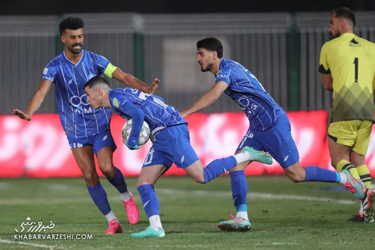 استقلال ۲ - پادیاب ۱/ کامبک سخت با دبل آسانی/ صعود استقلال به یک‌هشتم نهایی جام حذفی