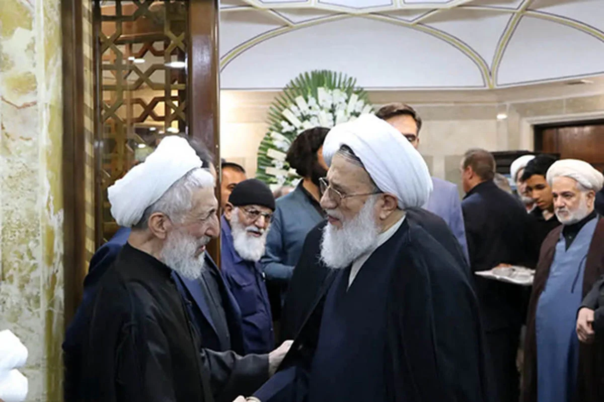 خبر امروز | حضور چهره‌های سیاسی در مراسم ختم پسرِ کاظم صدیقی