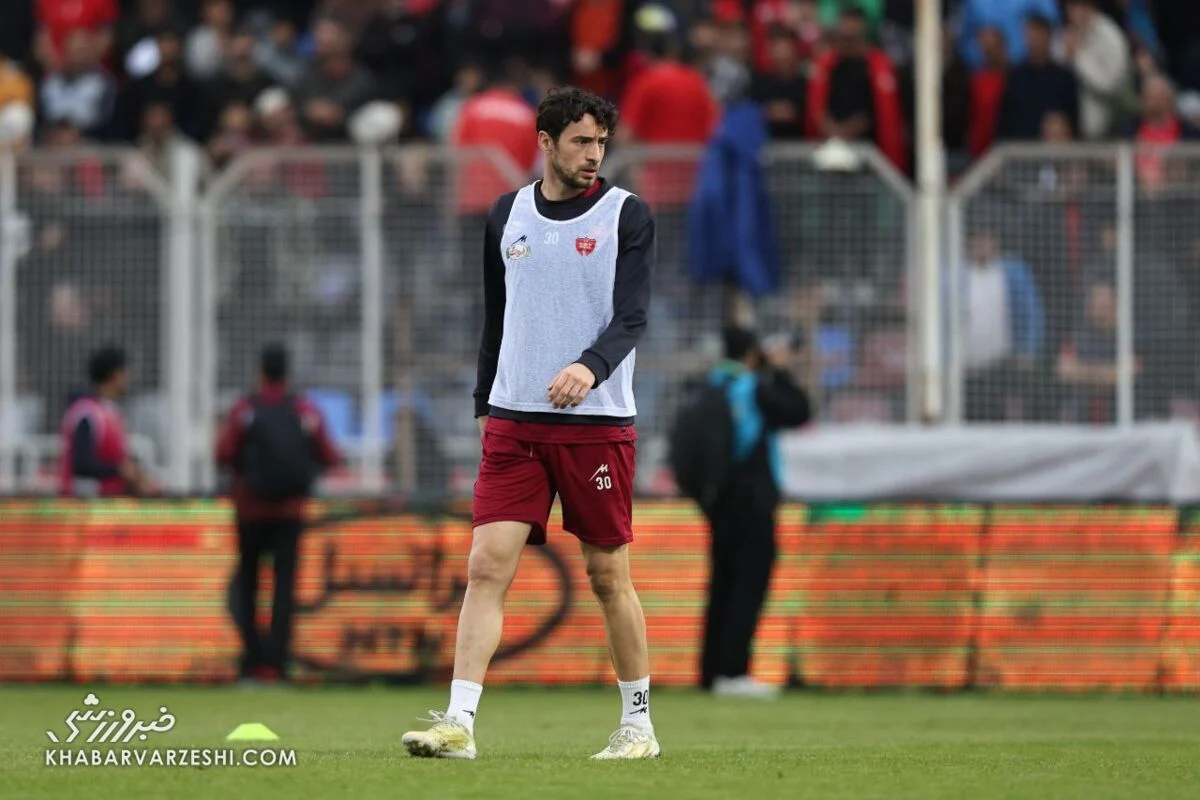 خبر جدید ؛ طلسم دو ماهه مدافع محبوب پرسپولیسی ها شکست طلسم دو ماهه مدافع محبوب پرسپولیسی ها شکست