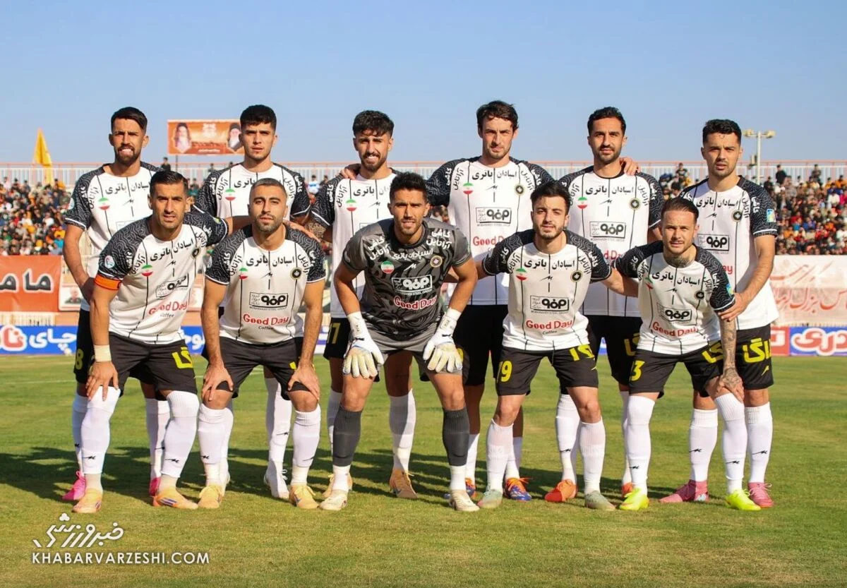 خبر جدید ؛ باز هم سپاهان بیرون خانه برد؛ فشار هوادار، درد یا بهانه مشترک بزرگان؟ باز هم سپاهان بیرون خانه برد؛ فشار هوادار، درد یا بهانه مشترک بزرگان؟