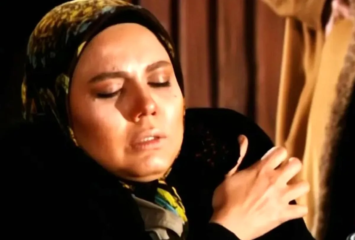 خبر جدید ؛ «باران» سریال آوای باران در حال قدم زدن در لندن در ۳۶ سالگی