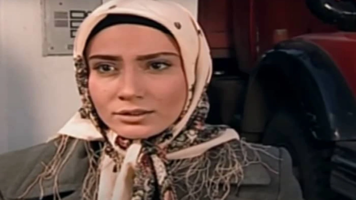 قابهای پاییزی گلرخ پایتخت؛ روایت تصویریِ یک غروب هنری قابهای پاییزی گلرخ پایتخت؛ روایت تصویریِ یک غروب هنری