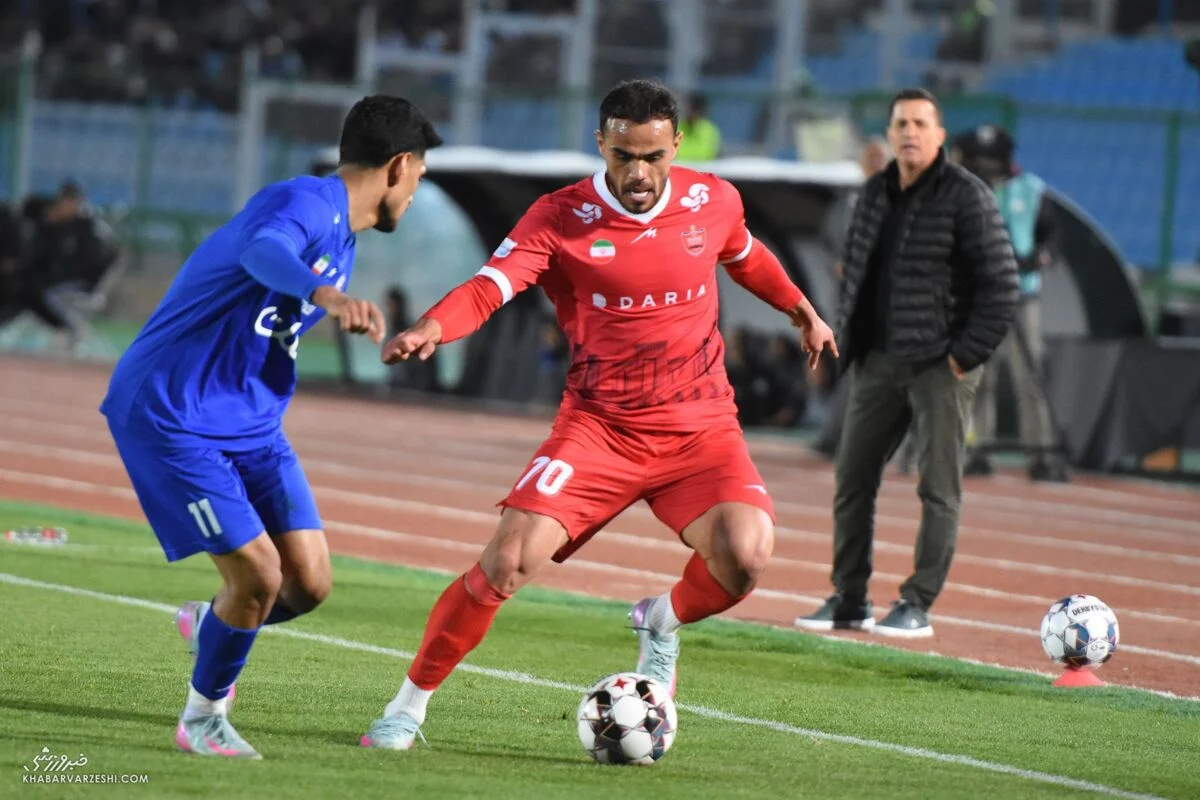 اوستون اورونوف