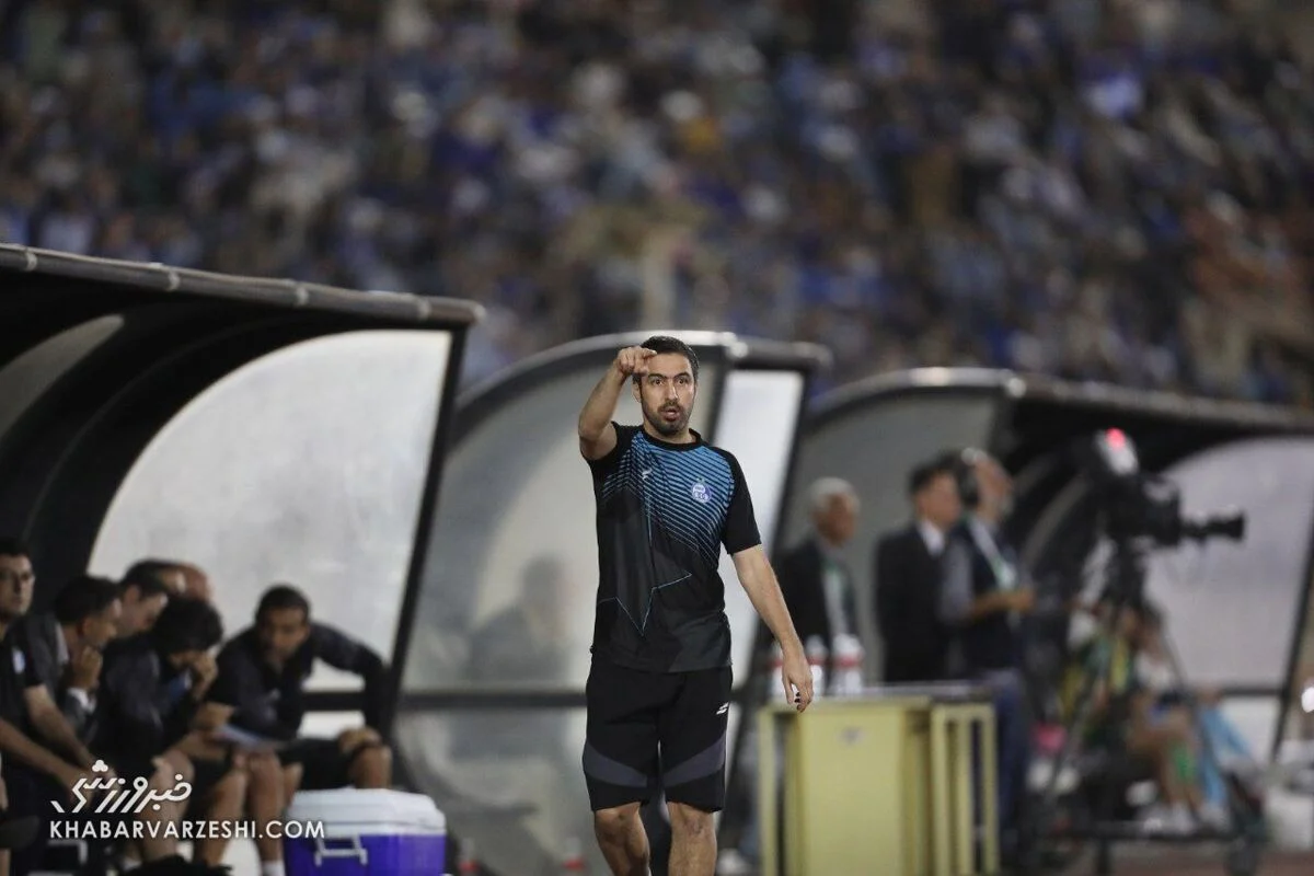 پنالتی استقلال ربطی به تو ندارد!/ شأن باشگاه بالاتر از آن است که جوابت را بدهم!