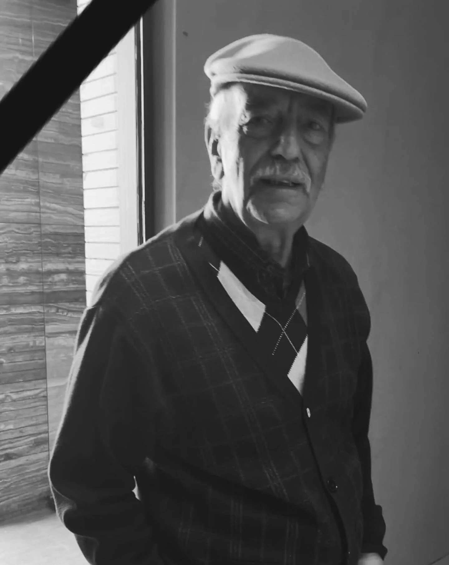 photo_2025-11-23_22-23-44