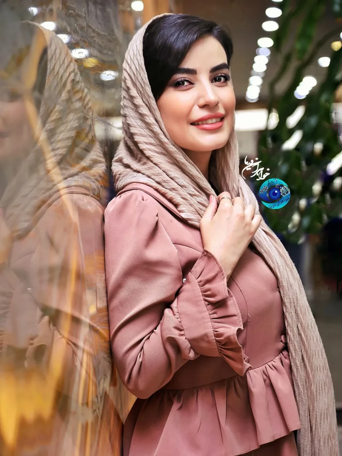 بیوگرافی عاطفه حبیبی ( بازیگر ) + عکس بیوگرافی عاطفه حبیبی ( بازیگر ) + عکس