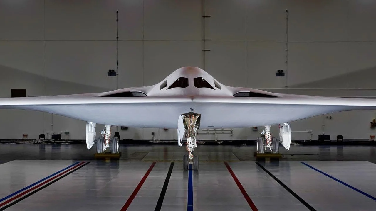 2025-11-24_10-43-56_796862-meylesokhan-ir B-21-Raider-Bomber-U.S.-Air-Force