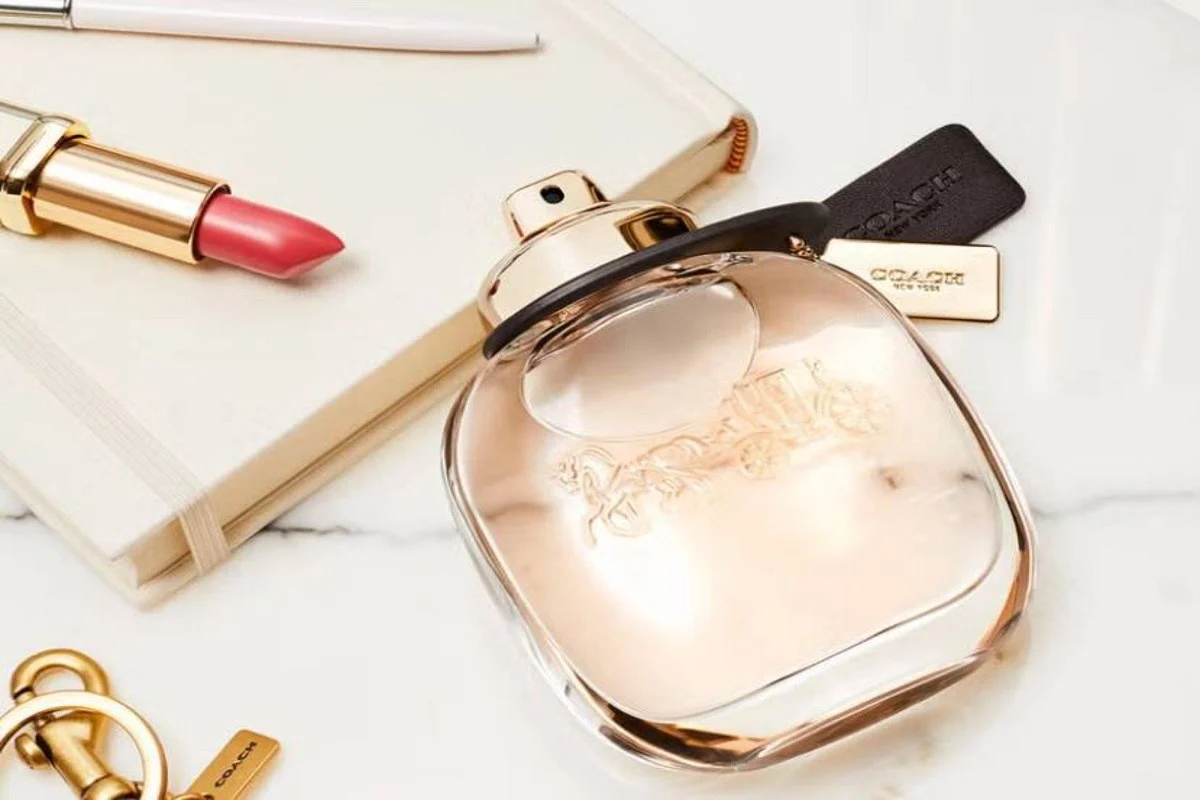 2025-11-24_13-53-31_884592-meylesokhan-ir نگاه امروز | ریحا و جادوی بلک فرایدی؛ تخفیفهایی که عطر لوکس را در دسترس همه قرار میدهد