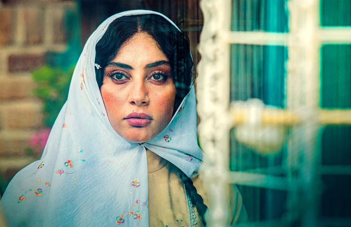 نگاه امروز | سلفی پربازدید بازیگران بامداد خمار در پشت صحنه