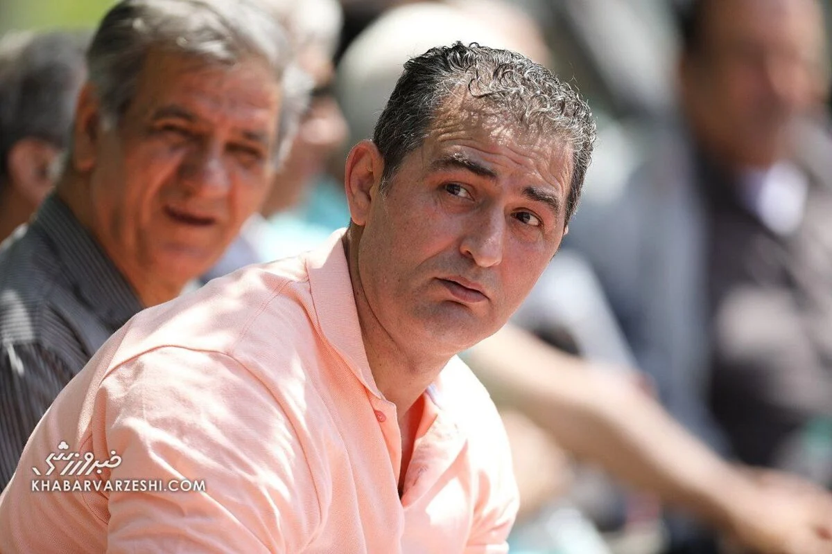 ورزشی | طعنه تند برومند به قلعهنویی: حرفها با دعوتها همخوانی ندارد!/ با این وضعیت، آیندهای برای تیم ملی در جام جهانی نمیبینم طعنه تند برومند به قلعهنویی: حرفها با دعوتها همخوانی ندارد!/ با این وضعیت، آیندهای برای تیم ملی در جام جهانی نمیبینم