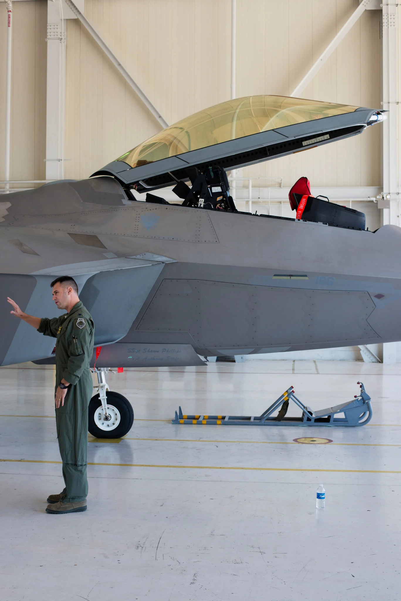 2025-11-24_17-34-08_802941-meylesokhan-ir 03fighter-cnd-superJumbo