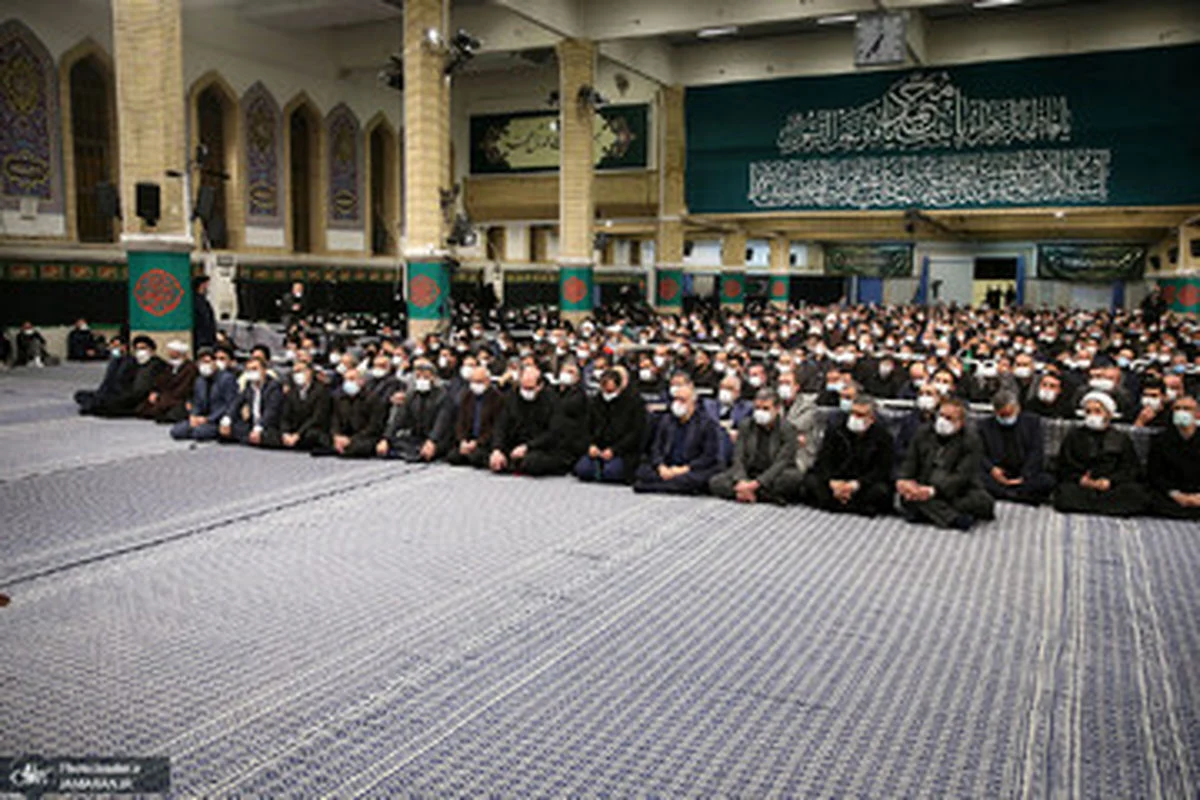 خبر جدید | شریعتمداری و قاضی صلواتی در حسینیه امام خمینی