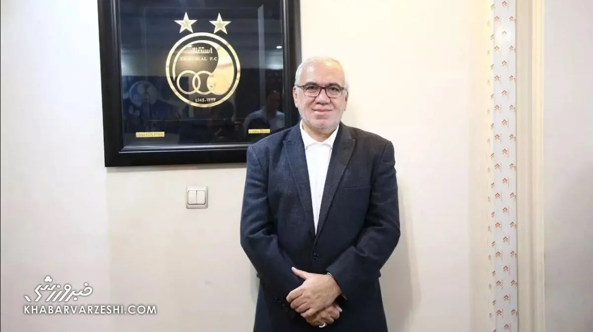 خبرورزشیگردی| خاک بر سر من که یک بچه عضو هیئترئیسه فدراسیون شده/ یک حمال که زبان بلد است را رئیس فدراسیون کنید! علی فتح الله زاده