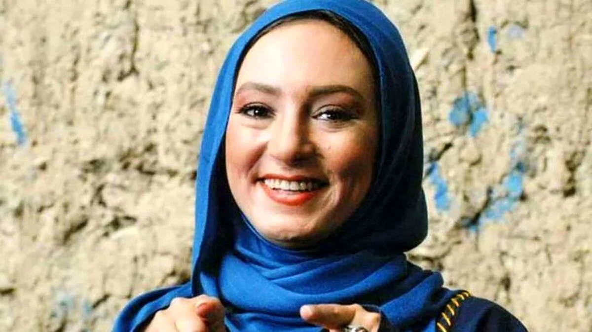 درخواست خانم بازیگر از دارندگان سیمکارت سفید درخواست خانم بازیگر از دارندگان سیمکارت سفید